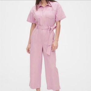 NWT GAP Utility Tie-Belt Jumpsuit